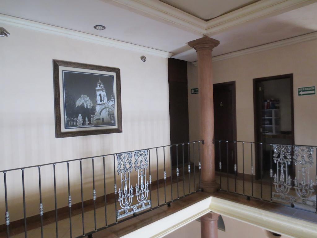 Casa Celia Hotel Restaurante Bernal Buitenkant foto